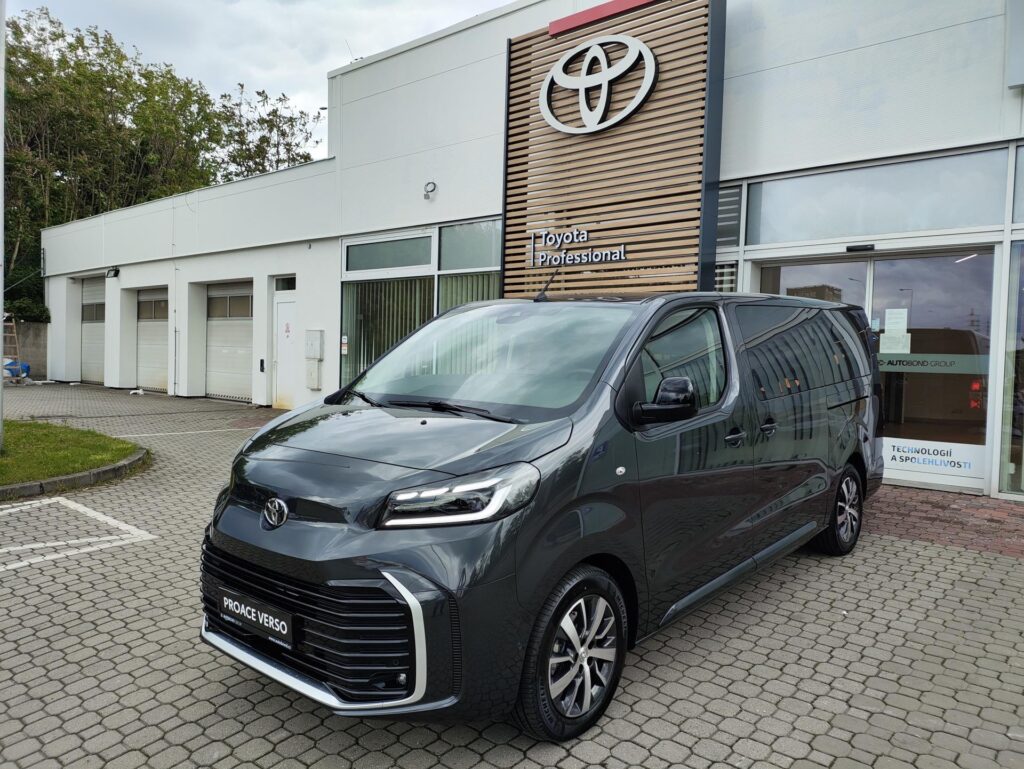 Toyota Proace Verso  2.0D 8AT VIP 6S Skyview