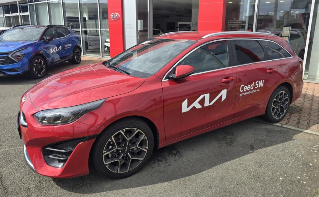 KIA Ceed  SW GT-LINE 1.5 T-GDI GPF 7DCT