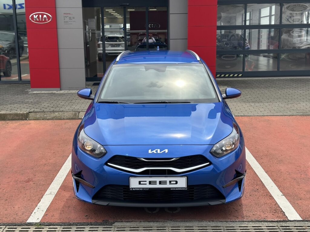 KIA Ceed  SW SPIN 1,5 T-GDi 7DCT (2025)