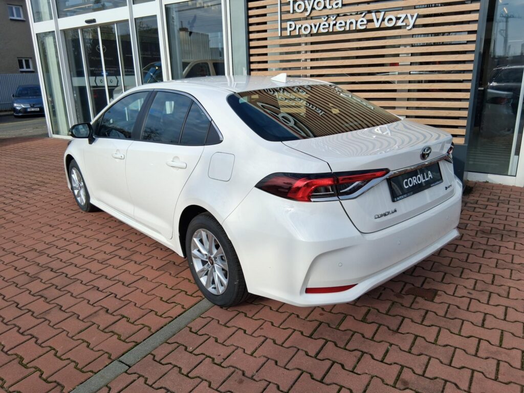 Toyota Corolla  1,8 HEV COMFORT TECH