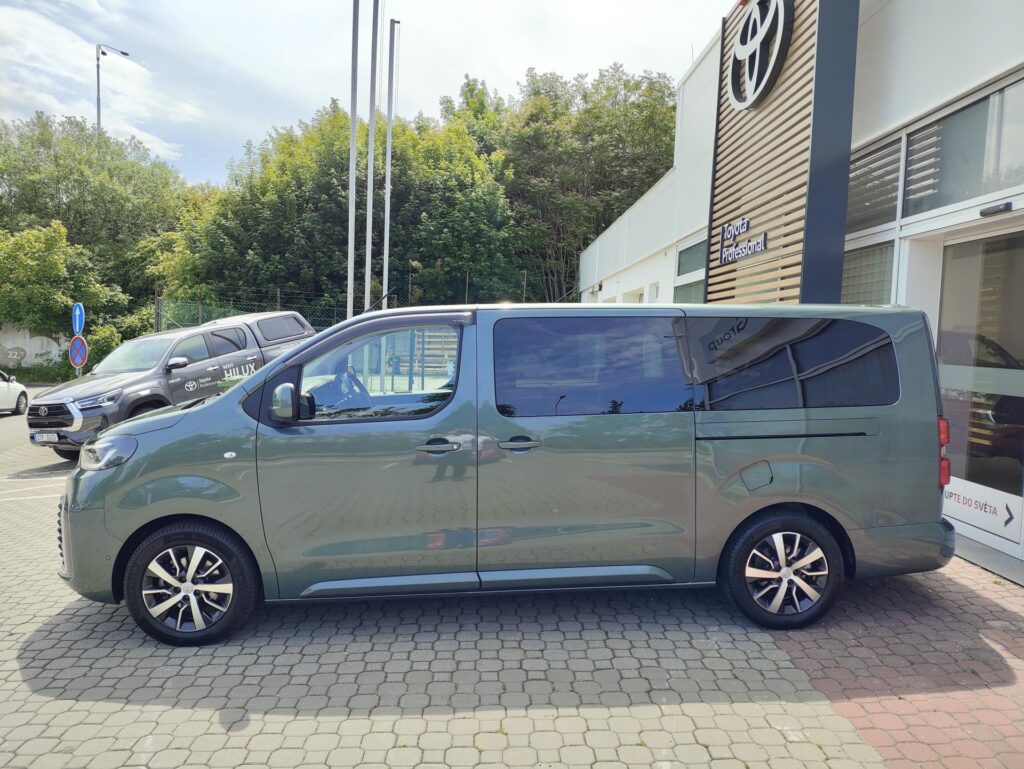 Toyota Proace Verso  2.0D 8AT Family 8S