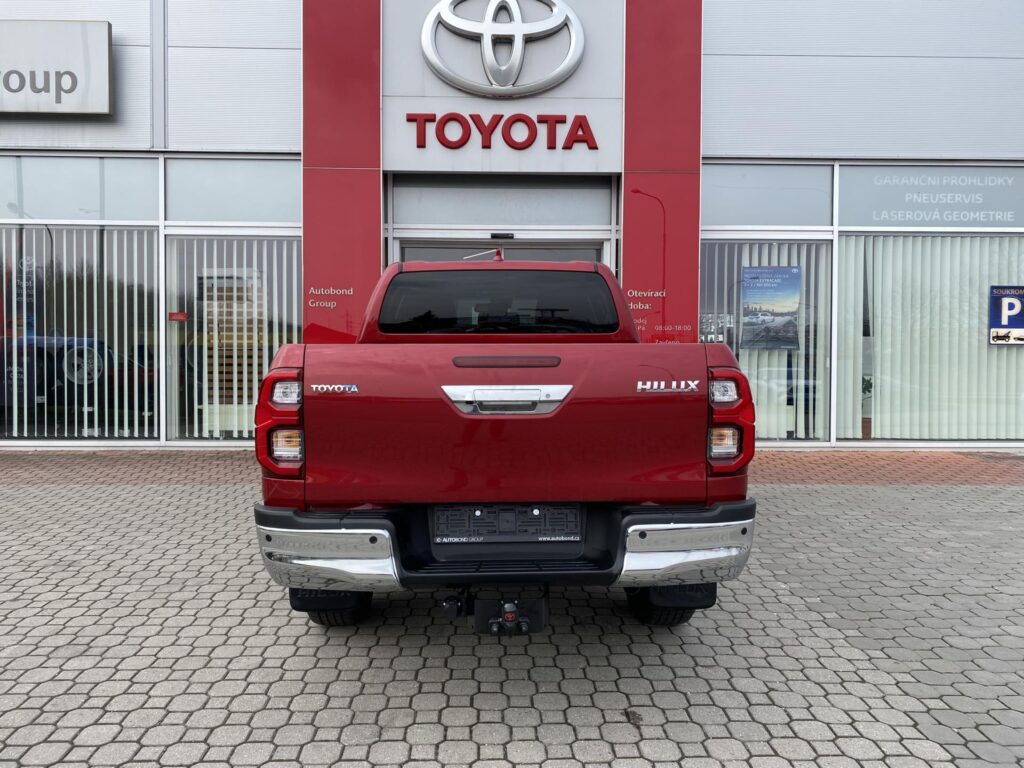 Toyota Hilux  2,8D 6AT Executive 4X4