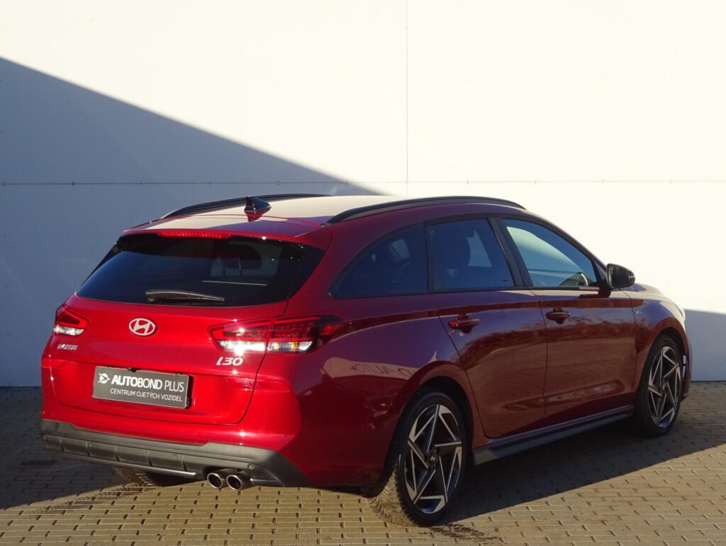 Hyundai i30  1.5 T-GDI MHEV DCT N-Line