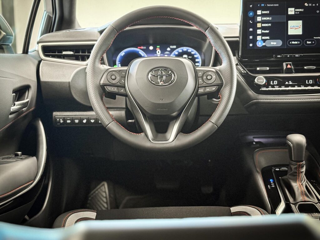 Toyota Corolla  2.0 hybrid e-CVT