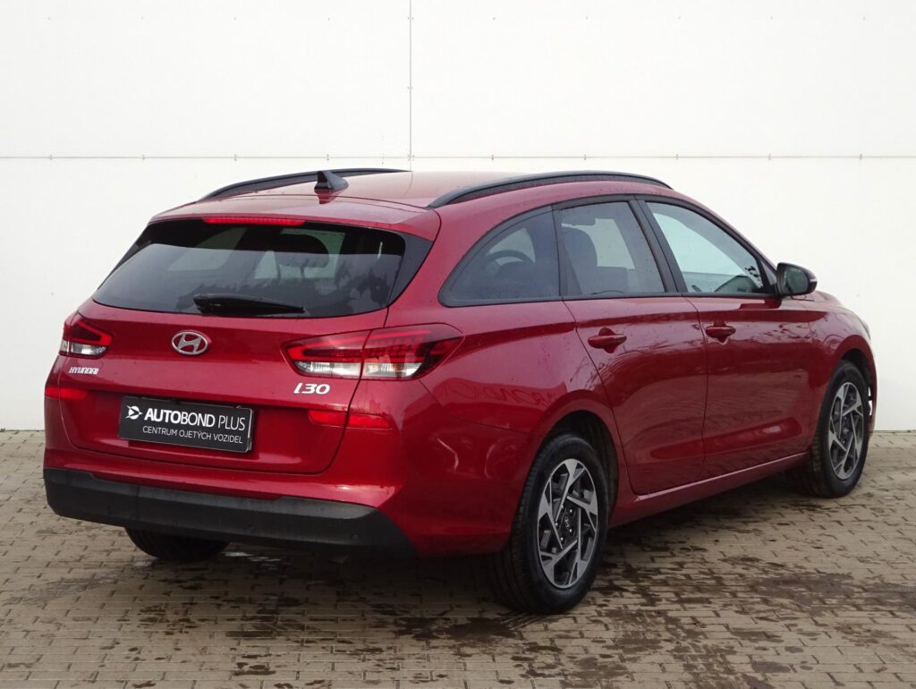 Hyundai i30  1.0 T-GDi 73kW DCT Smart Climate