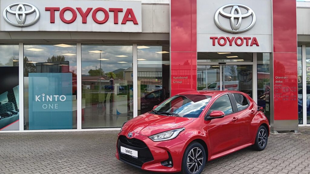 Toyota Yaris  1.5L HEV 130 EXECUTIVE