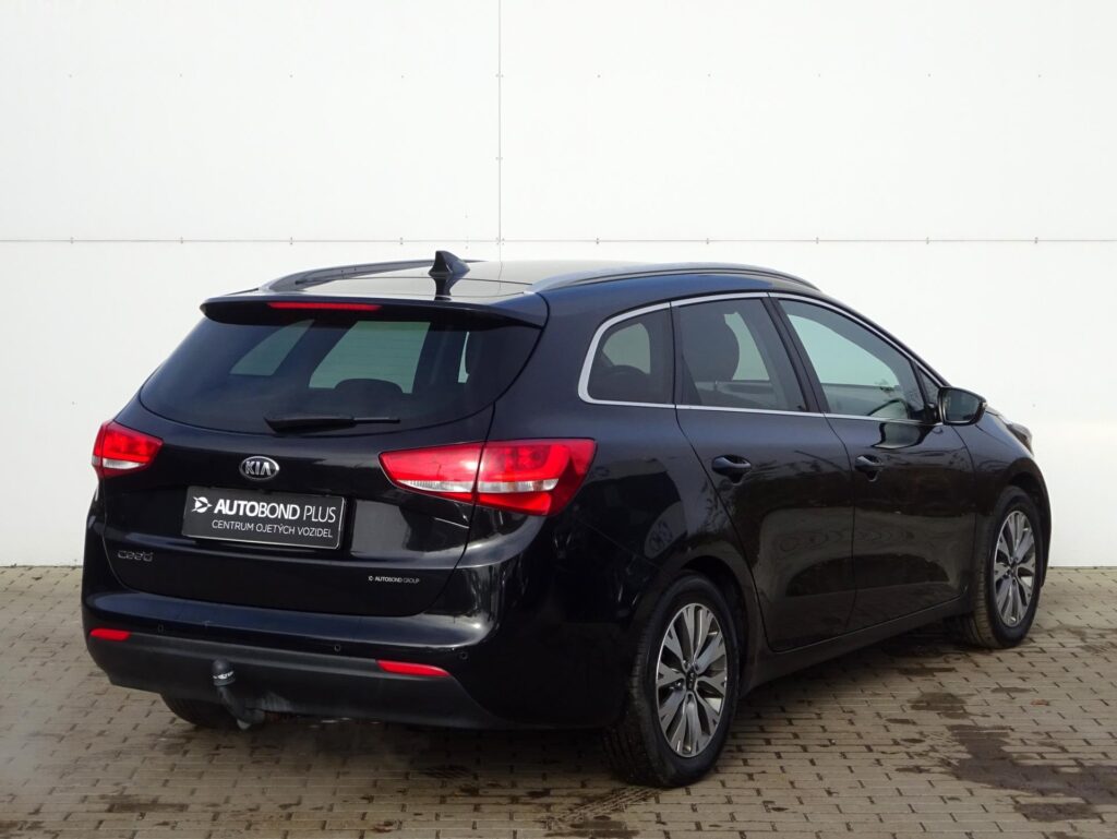 KIA Ceed  1.6 GDI 99kW Excl. Winter Navi