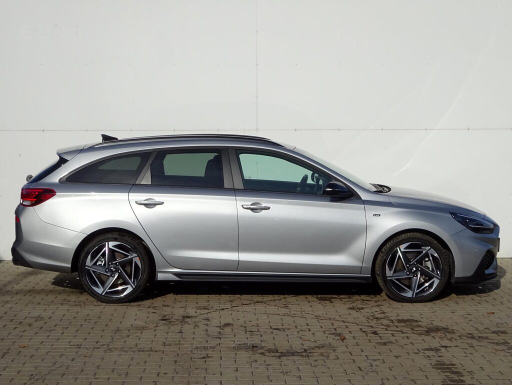 Hyundai i30  1.5 T-GDI MHEV DCT N-Line