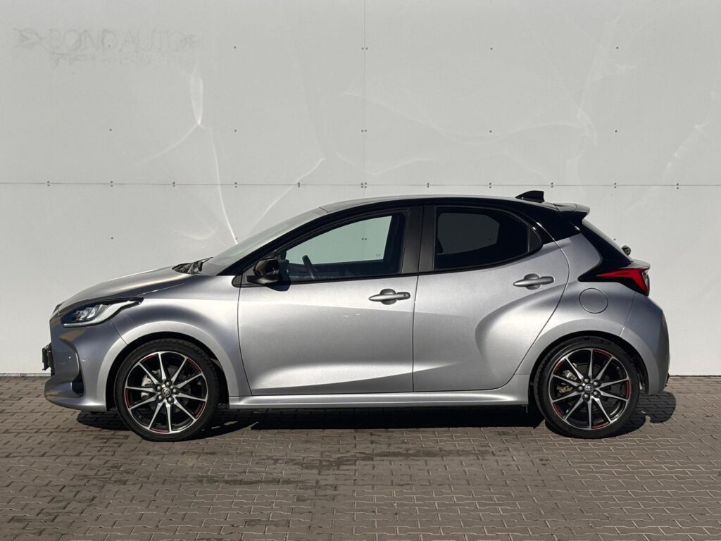 Toyota Yaris  1.5 HSD e-CVT GR-Sport