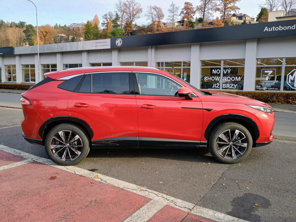 MG HS  EMOTION 1.5T 125kW 4×2 7DCT