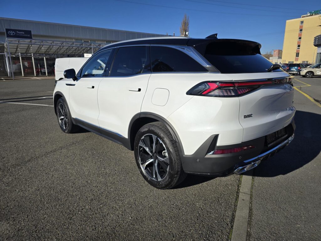 BAIC X7  X7 1.5T 130kW 7DCT 4x2