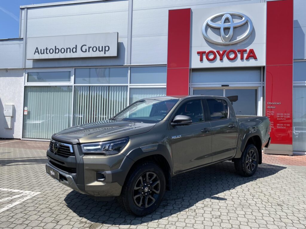 Toyota Hilux  2,8D 6AT Executive 4X4