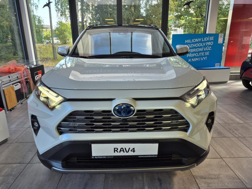 Toyota RAV4  Executive Skyview JBL 2.5 Hybrid