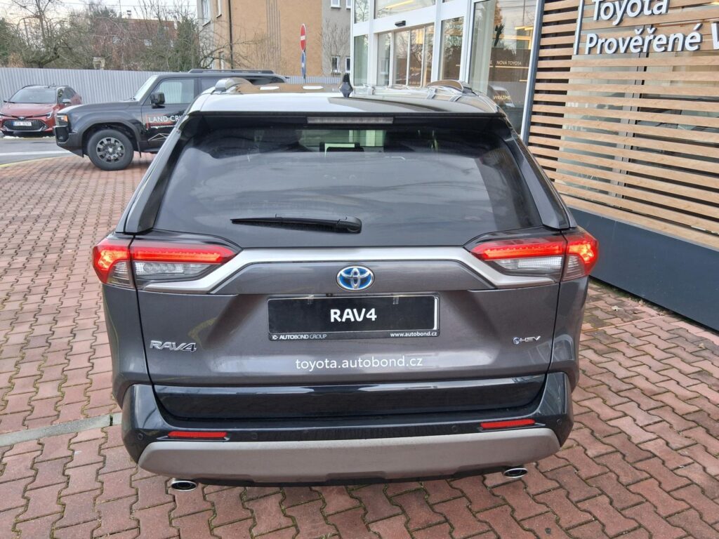 Toyota RAV4  2,5 HEV 4X4 SELECTION