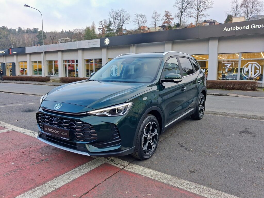 MG ZS  ELEGANCE 1.5 85kW 4×2 5MT