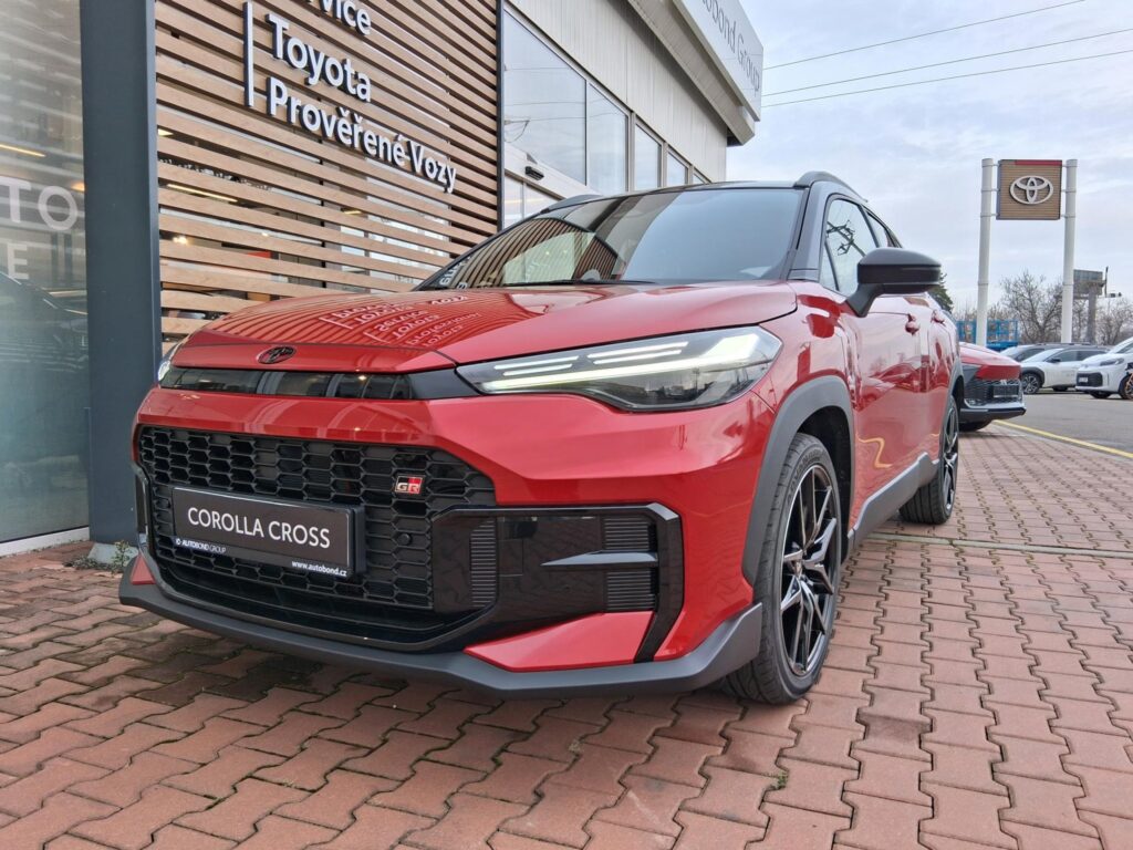 Toyota Corolla Cross  2,0 HEV 4X4 GR SPORT