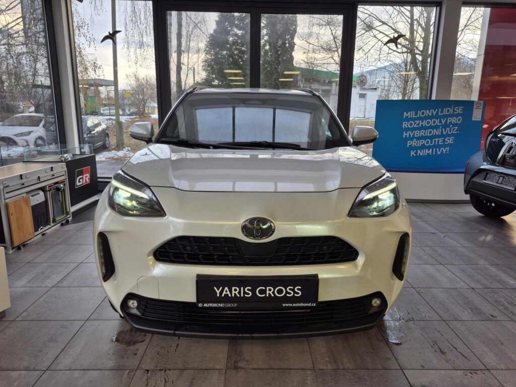 Toyota Yaris Cross  Style 4x4 1.5 Hybrid 115 (115 k)