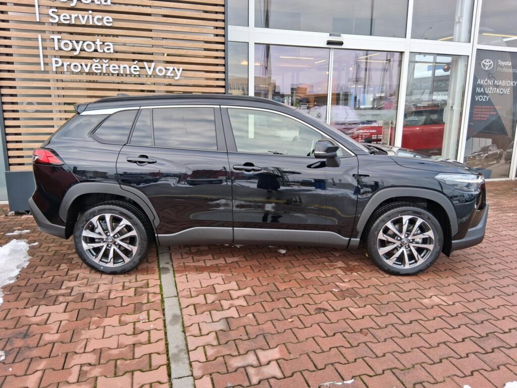Toyota Corolla Cross  2,0 HEV 4X2 STYLE TECH