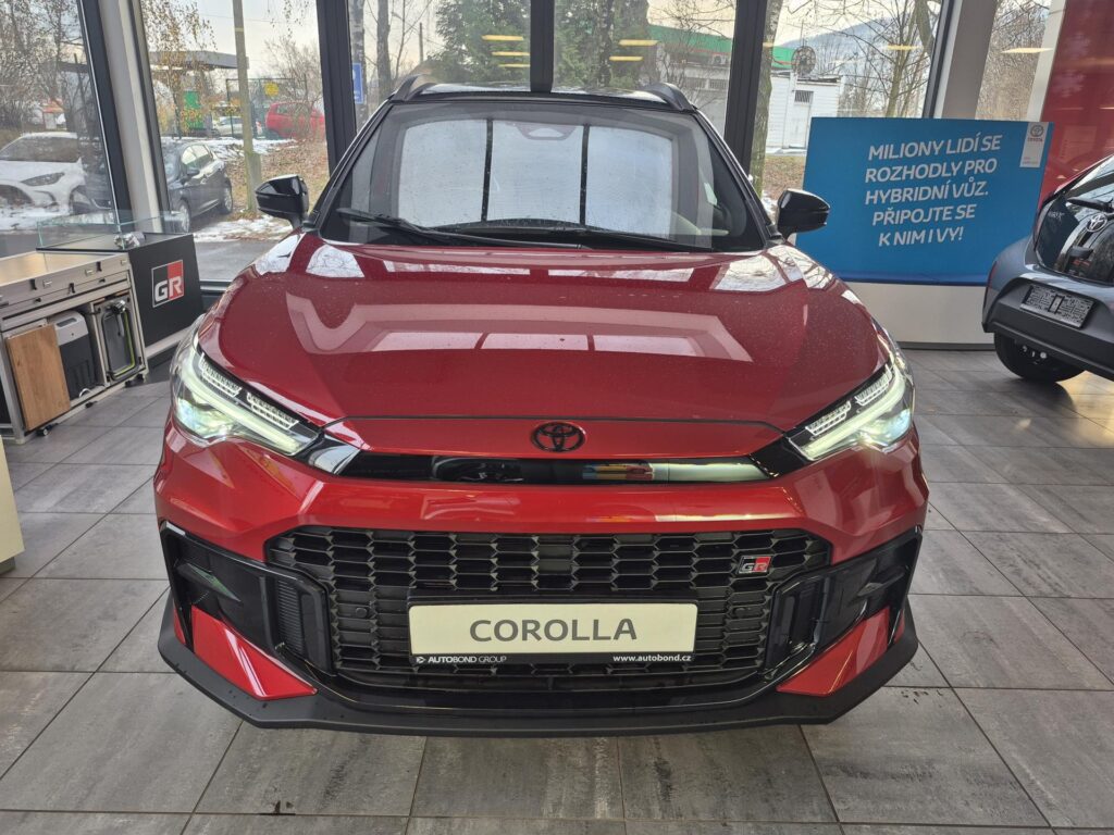 Toyota Corolla Cross  GR Sport VIP 2.0 Hybrid (178 k)