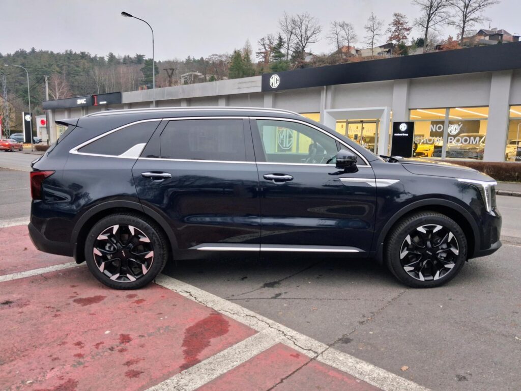 KIA Sorento  5P TOP 2,2 CRDi 4×4 8DCT NAPPA+TEM