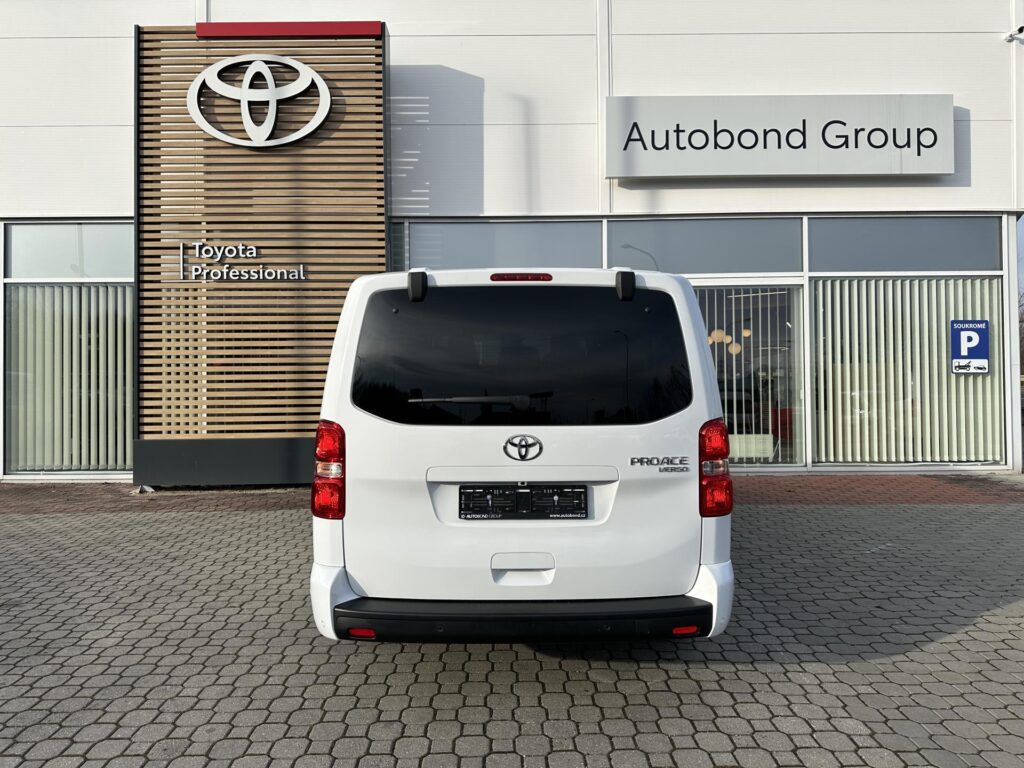 Toyota Proace Verso  2.0D 8AT VIP 7S
