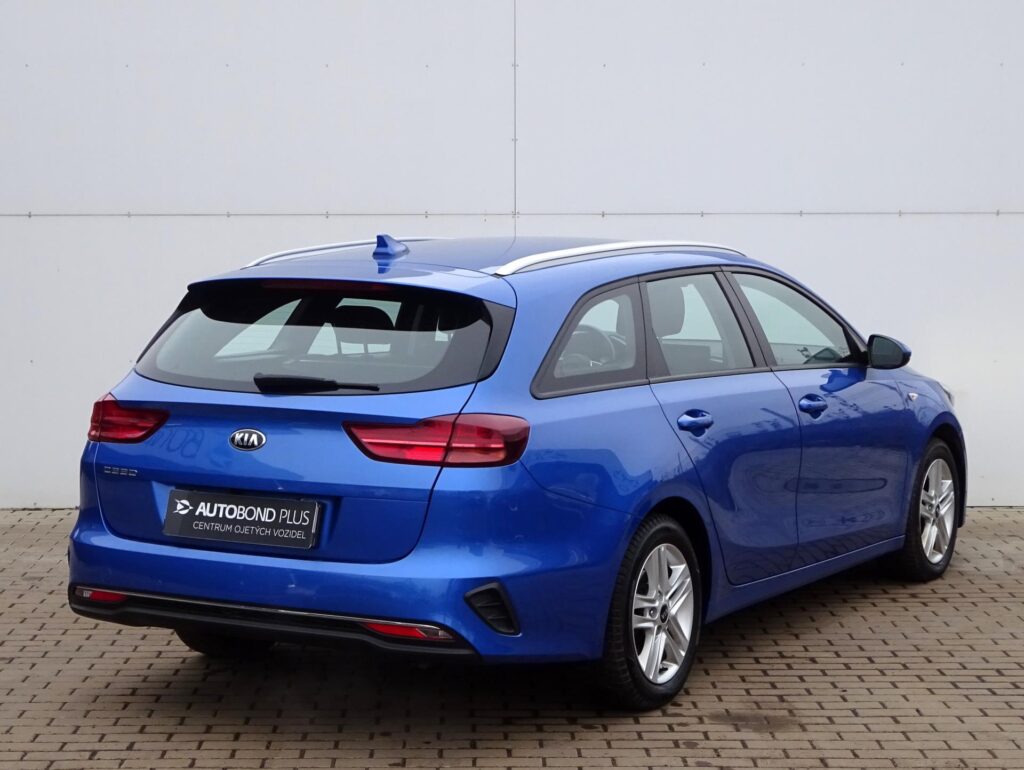 KIA Ceed  1.5 T-GDi 117kW 7DCT SPIN