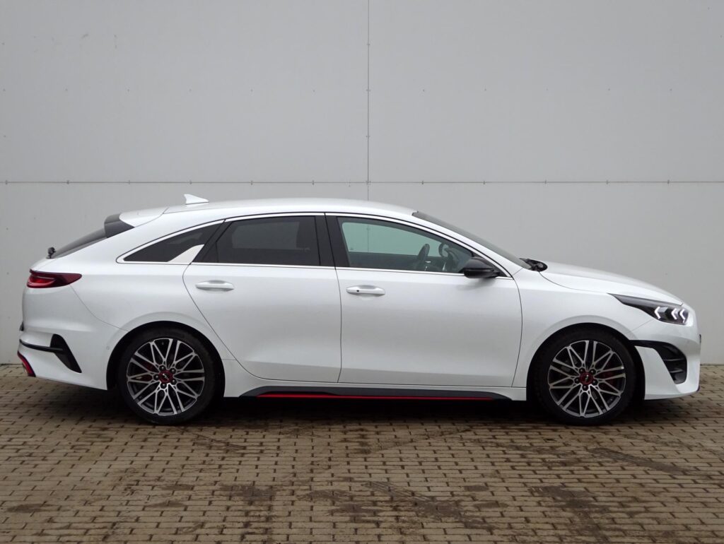 KIA ProCeed  1.6 T-GDI 150kW DCT GT