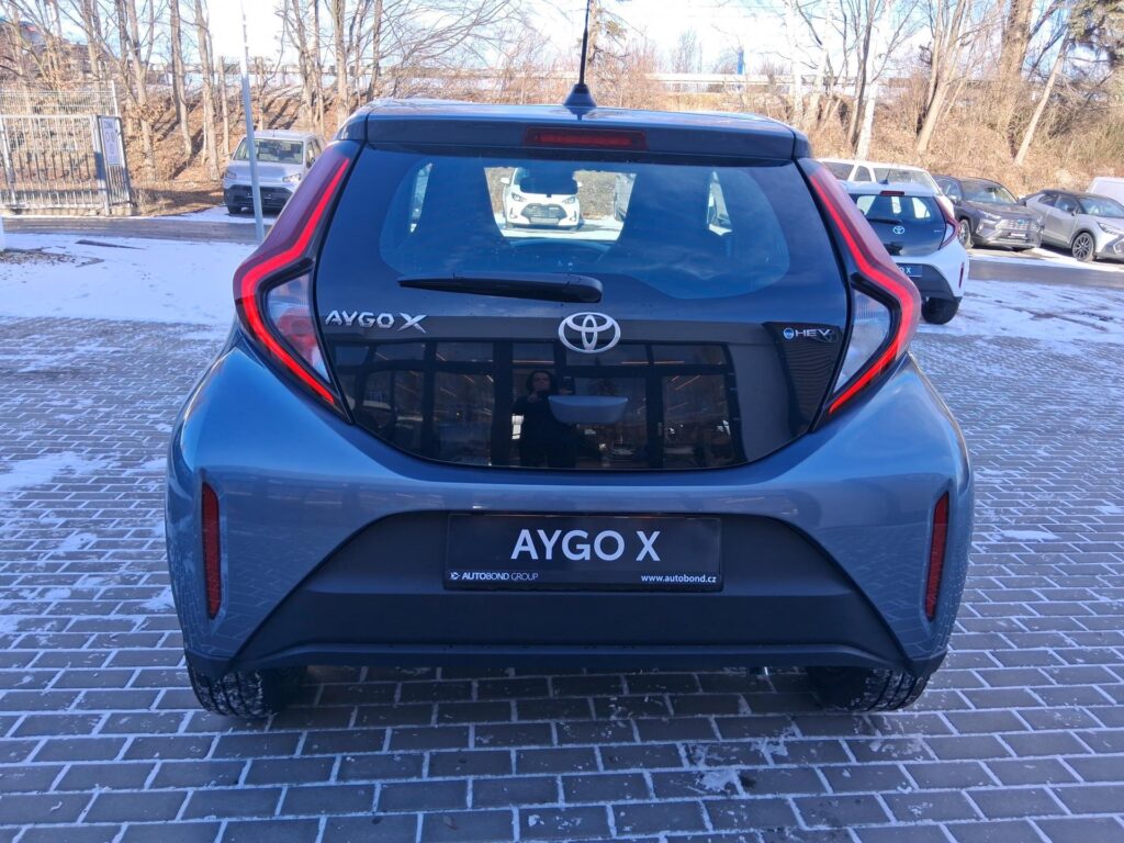 Toyota Aygo X  1.5 HEV Comfort