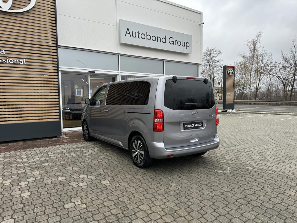 Toyota Proace Verso  2.0D 8AT Family 8S