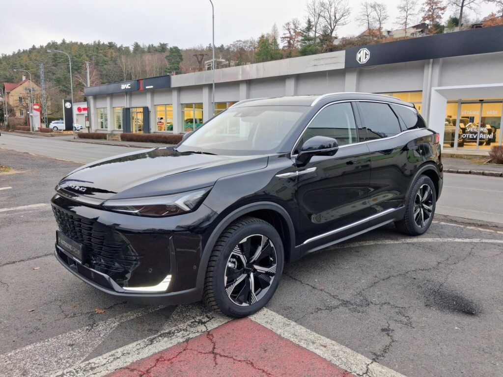 BAIC X7  ALL IN 1.5T 130kW 4×2 7DCT