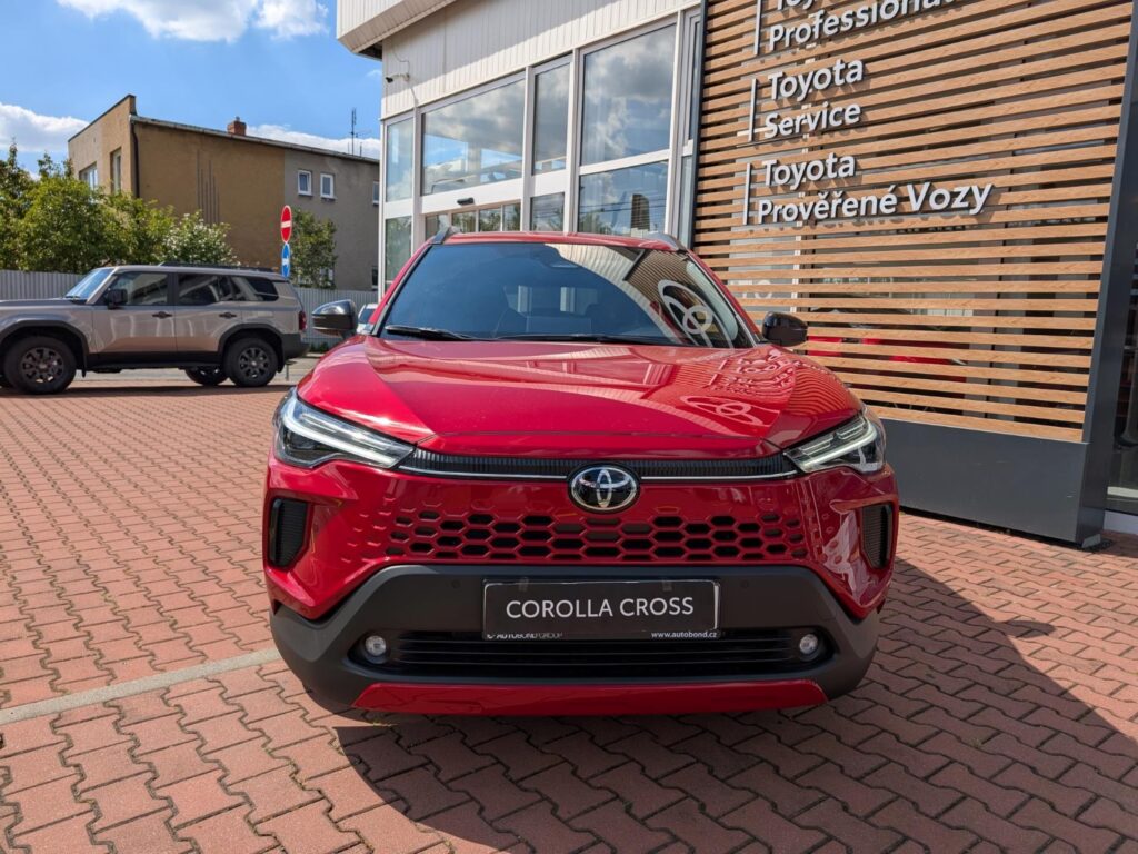 Toyota Corolla Cross  1,8 HEV STYLE