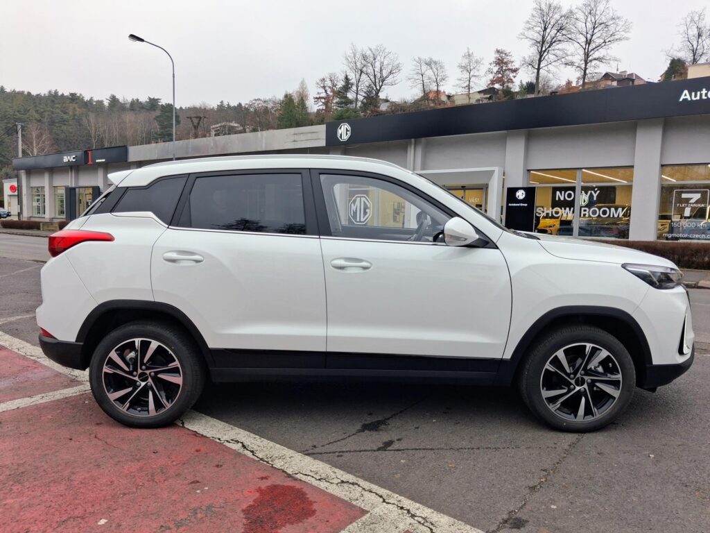 BAIC X35  ALL IN 1.5T 100kW 4×2 6MT