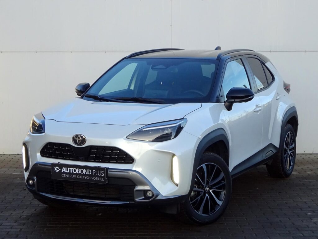 Toyota Yaris Cross  1.5 HSD e-CVT 130k AWD Premiere Edition
