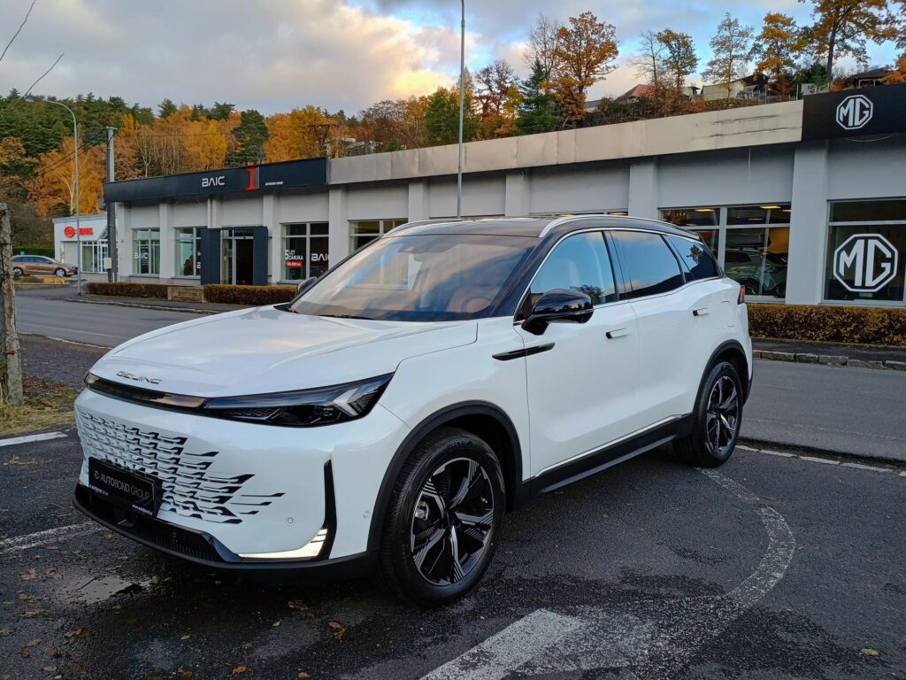 BAIC X7  ALL IN 1.5T 130kW 4×2 7DCT