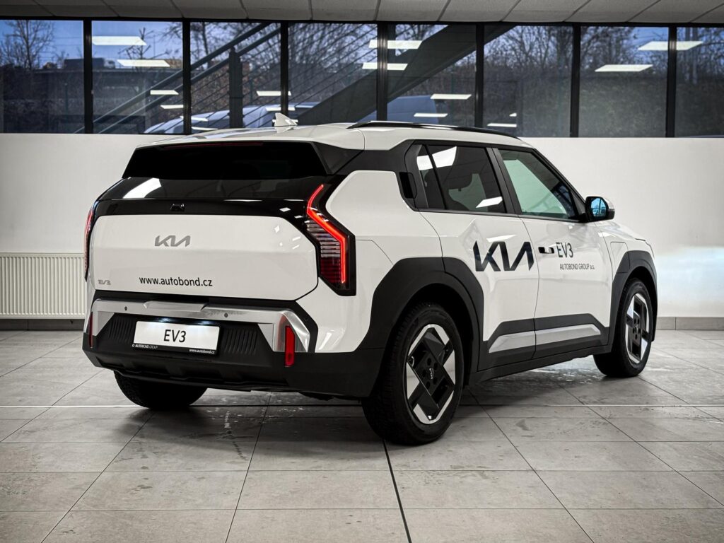 KIA EV3  EARTH 4x2 81,4 KWH+ADAS+V2L