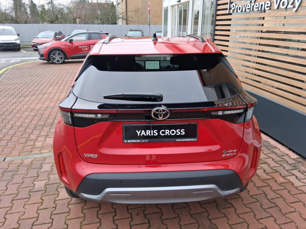 Toyota Yaris Cross  1,5 HEV 4X4 130K EXECUTIVE