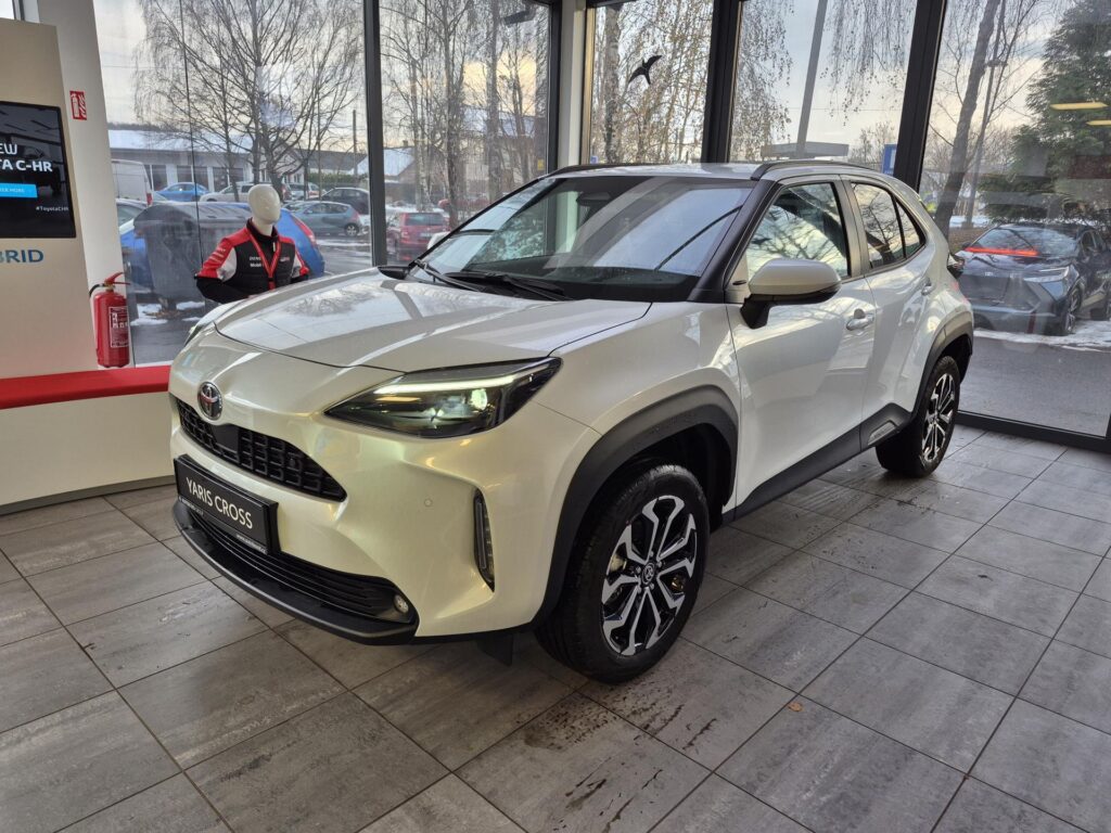 Toyota Yaris Cross  Style 4x4 1.5 Hybrid 115 (115 k)