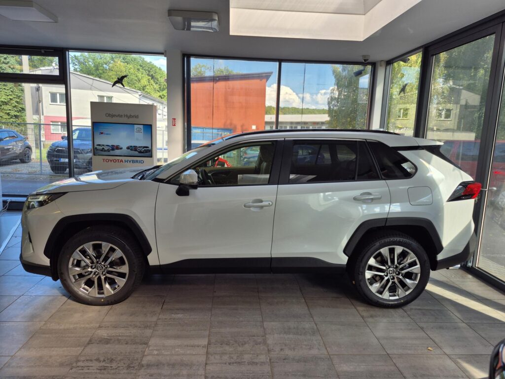 Toyota RAV4  Executive Skyview JBL 2.5 Hybrid