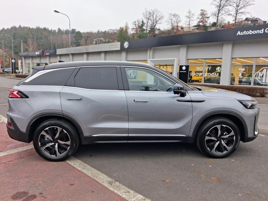 BAIC X7  ALL IN 1.5T 130kW 4×2 7DCT