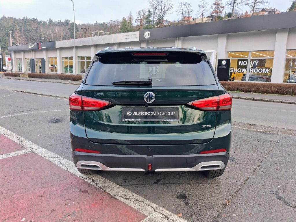 MG ZS  ELEGANCE 1.5 85kW 4×2 5MT