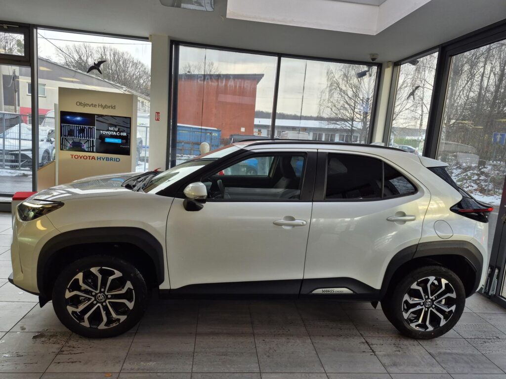Toyota Yaris Cross  Style 4x4 1.5 Hybrid 115 (115 k)