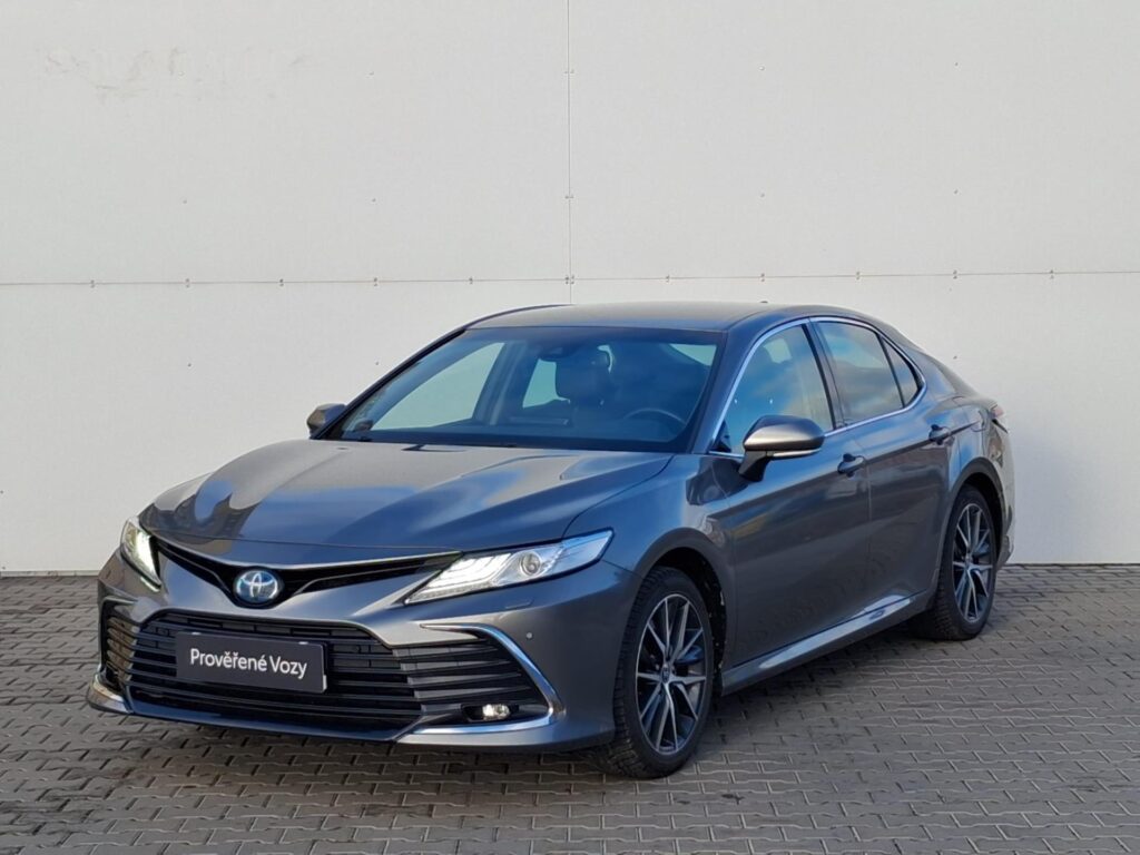 Toyota Camry  2.5 e-CVT HSD Executive