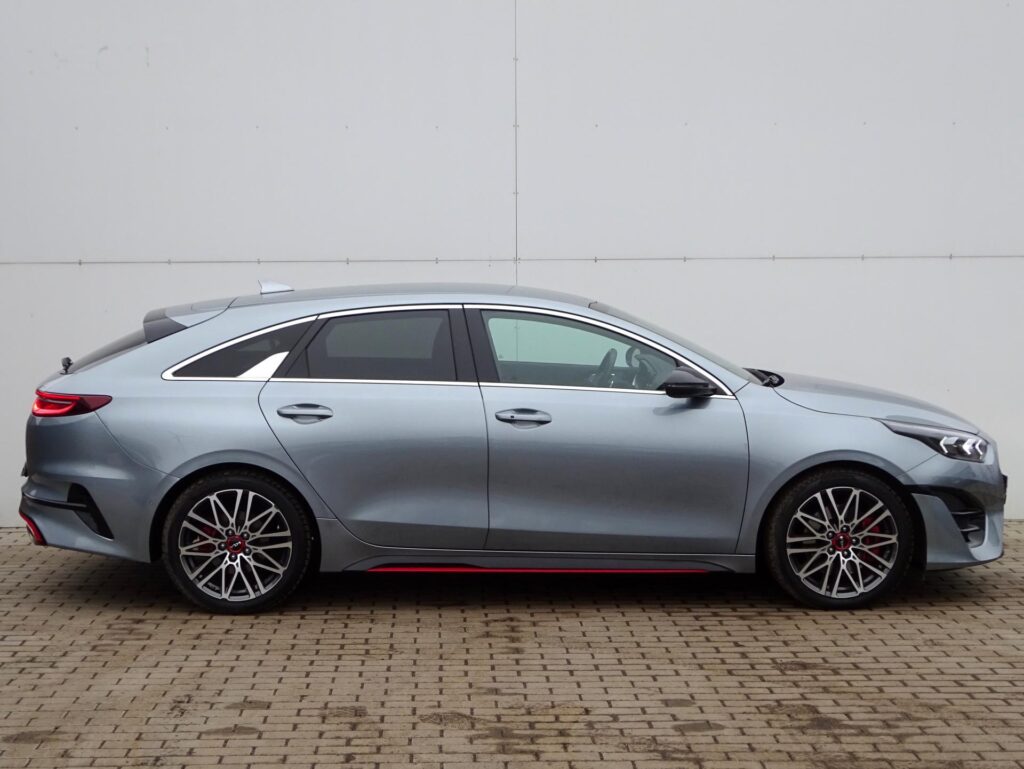 KIA ProCeed  1.6 T-GDI 150kW DCT GT Tech