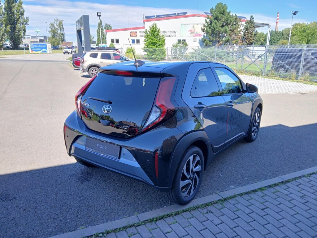 Toyota Aygo X  1,0 CVT - zimní pneu Style Tech Vision