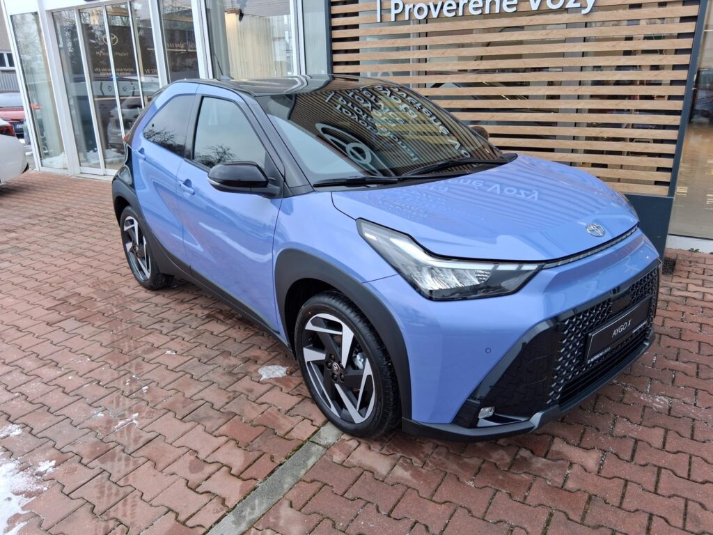 Toyota Aygo X  1,5 HEV EXECUTIVE