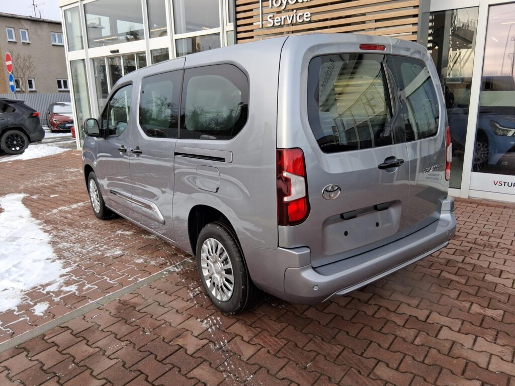 Toyota Proace City Verso  1,5D 8AT 130K BUSINESS