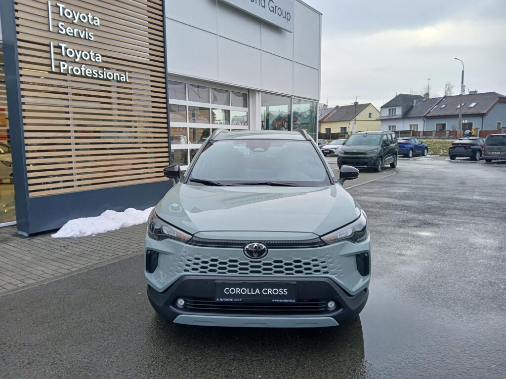 Toyota Corolla Cross  1.8 HEV Comfort Business