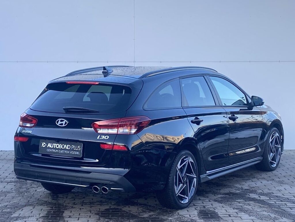 Hyundai i30  1.5 T-GDI MHEV DCT N-Line