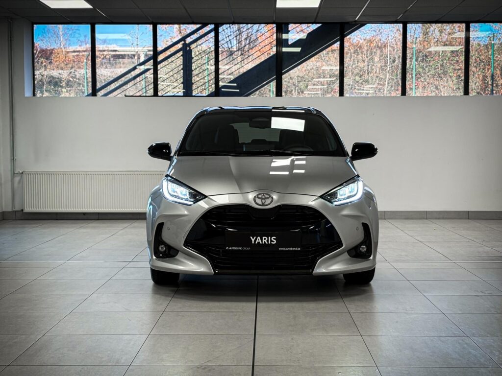 Toyota Yaris  1.5 Hybrid , e-CVT GR SPORT