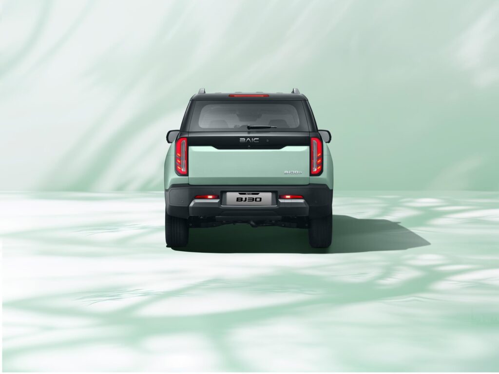 BAIC BJ30  HEV 1.5T 209kW 2DHT 4x4